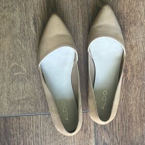 Aldo Flats. Size 8.